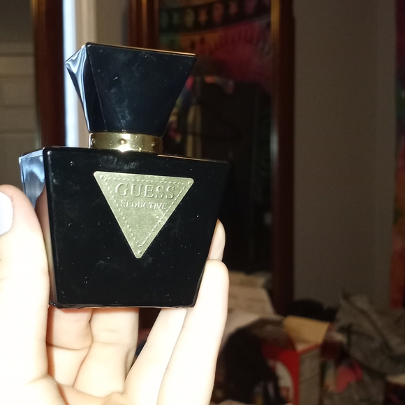 Tommy girl escada guess Calvin Klein Paris Hilton perfume - Picture 5 of 6